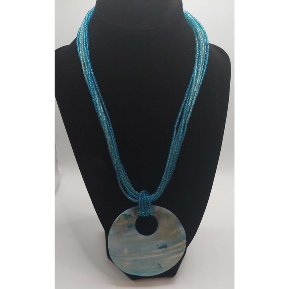 Vintage Turquiose Necklace Iridescent Shell Pendant With Small Beaded 18" - Picture 1 of 2